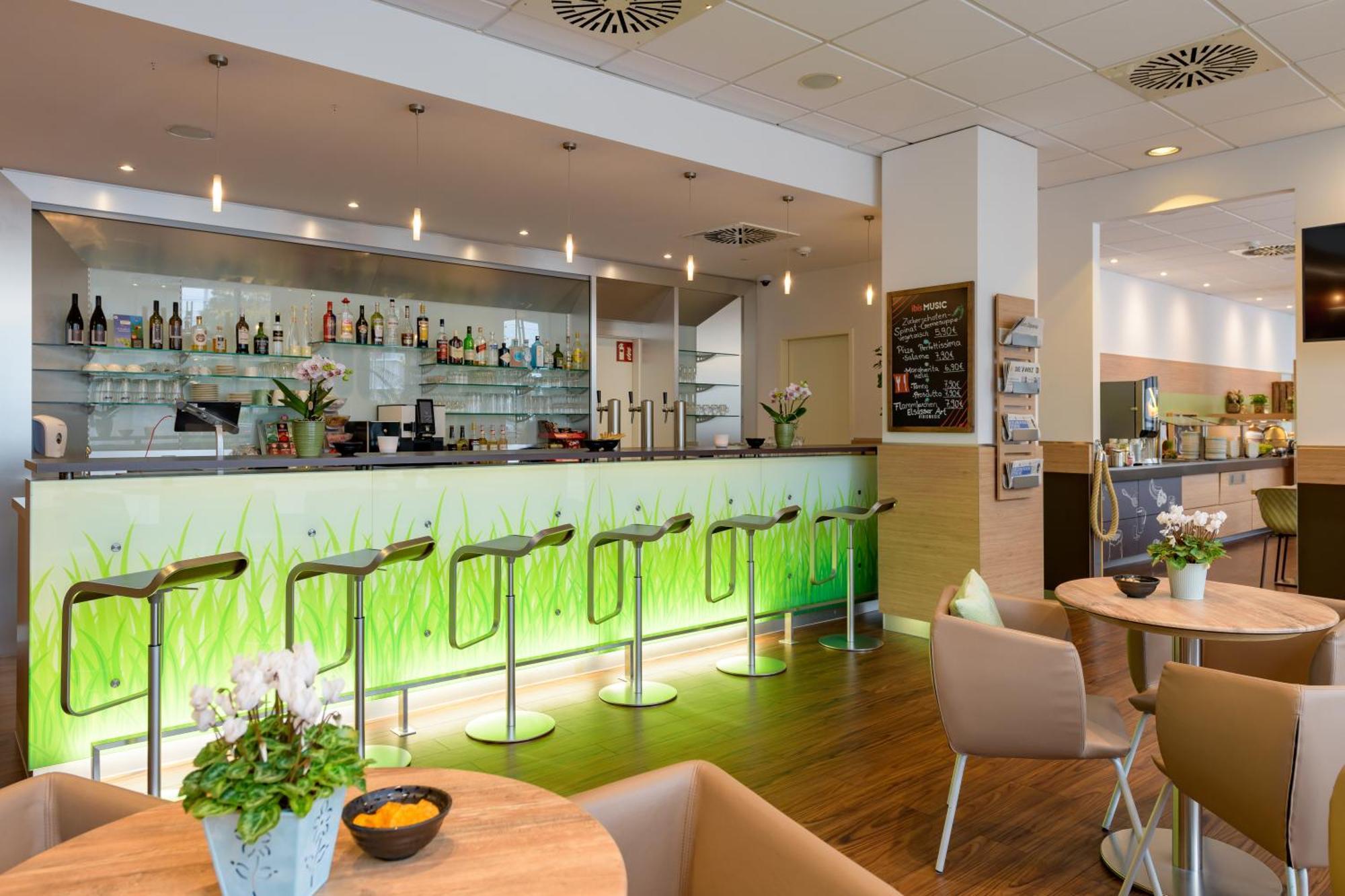 Ibis Heilbronn City Esterno foto
